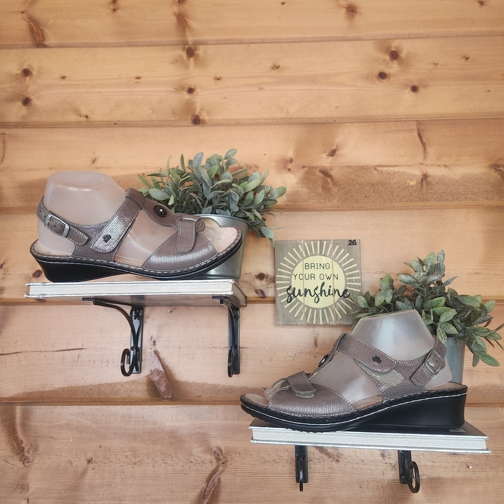 Finn Comfort Sandals Adana Slingback Leather Open Toe T-Strap 6.5D UK 8.5 US